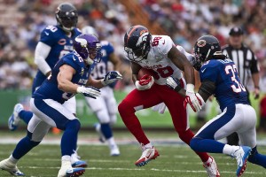 乐鱼体育登录-国家队在友谊赛中检验替补球员的竞技状态，国家队队友俱乐部对手